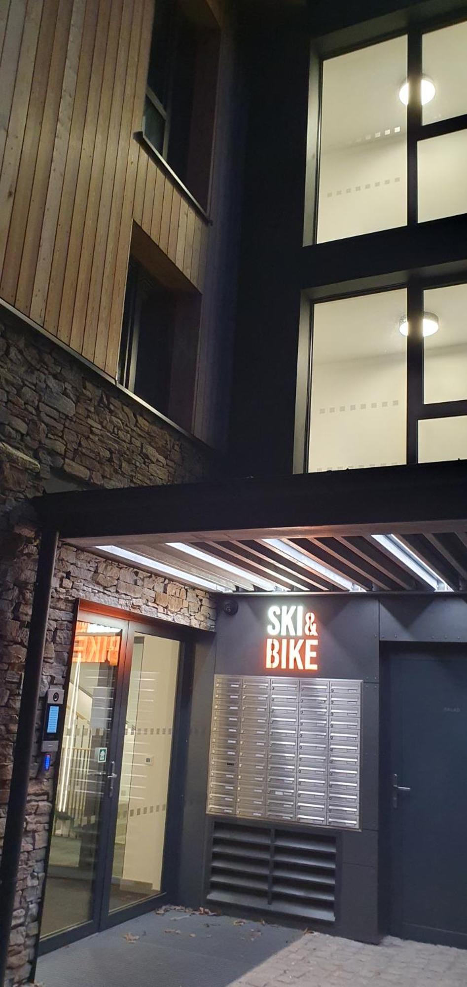 Ski&Bike Apartment Janske Lazne + Parking מראה חיצוני תמונה